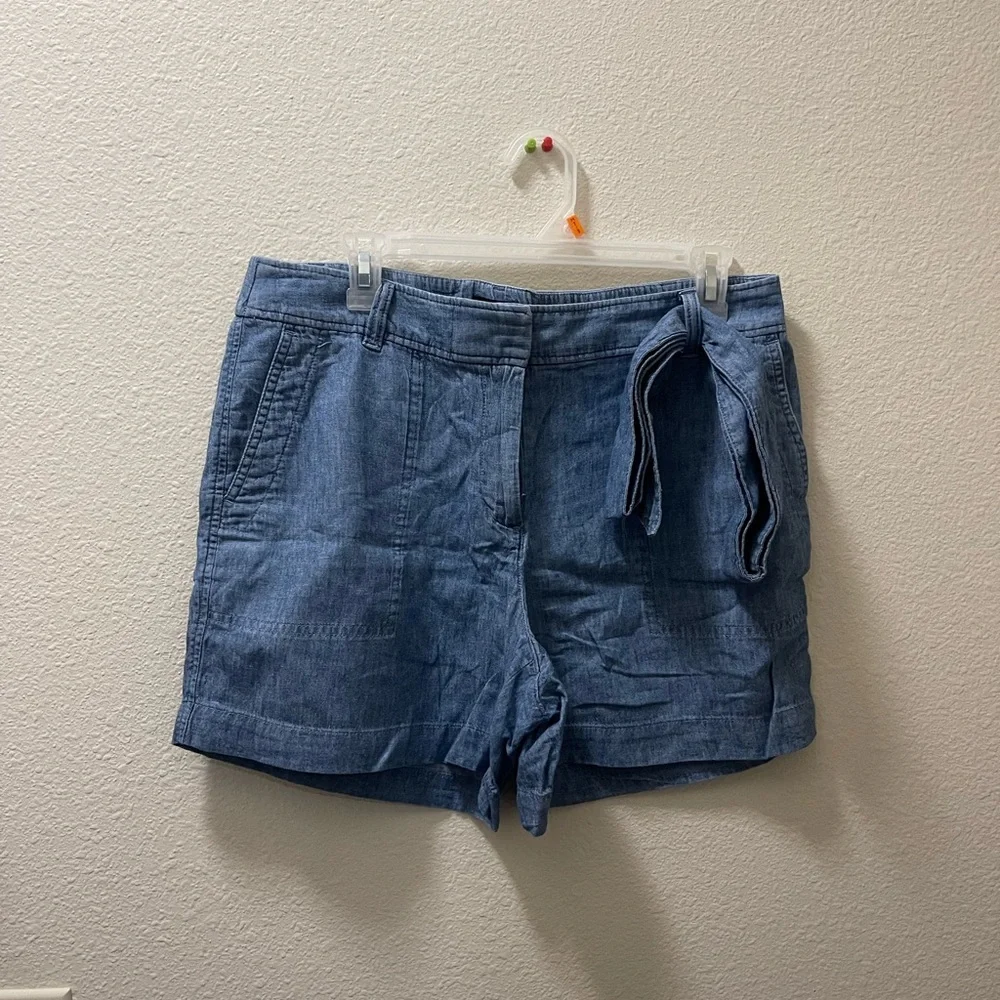 Talbots Light Blue Women's Bermudas with Tie Belt - Picture 1 of 3